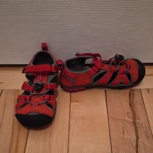 Keen Toddler Size 13 Red Outdoor Sandals